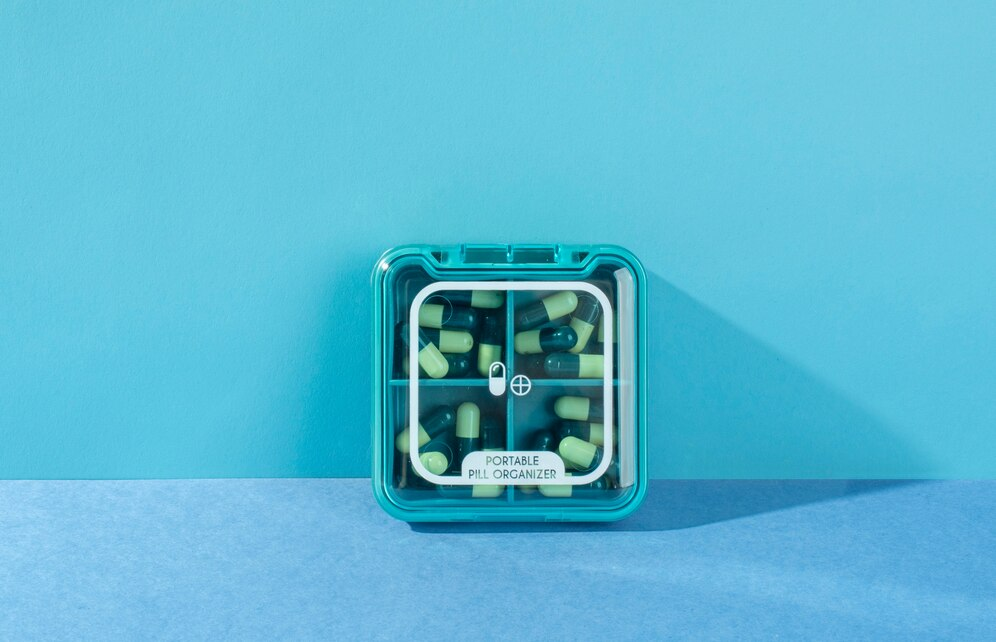 Managing Your Medication Schedule with a Smart Pill Box – AUVON