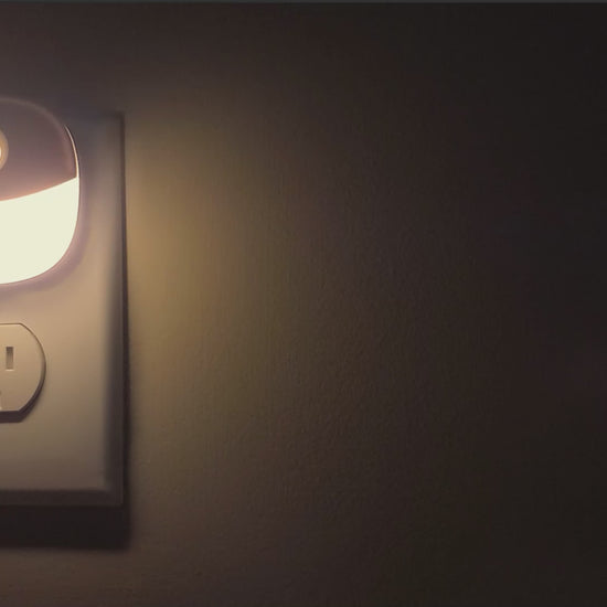 AUVON Plug-in LED Motion Sensor Night Light with Dusk to Dawn Motion Sensor,  Adjustable Brightness